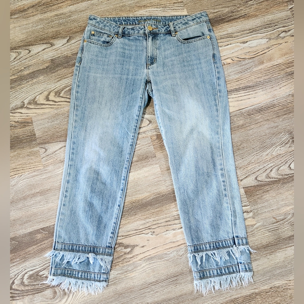 Michael Kors Raw Hem Ankle Jeans Low Rise Womens 6 Light Wash Distressed Denim